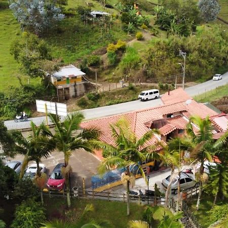 Hotel El Potrillo El Penol  Eksteriør billede