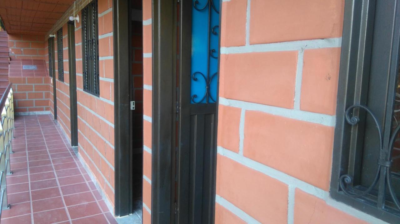 Hotel El Potrillo El Penol  Eksteriør billede