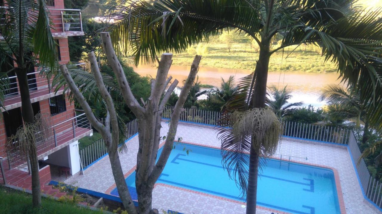 Hotel El Potrillo El Penol  Eksteriør billede